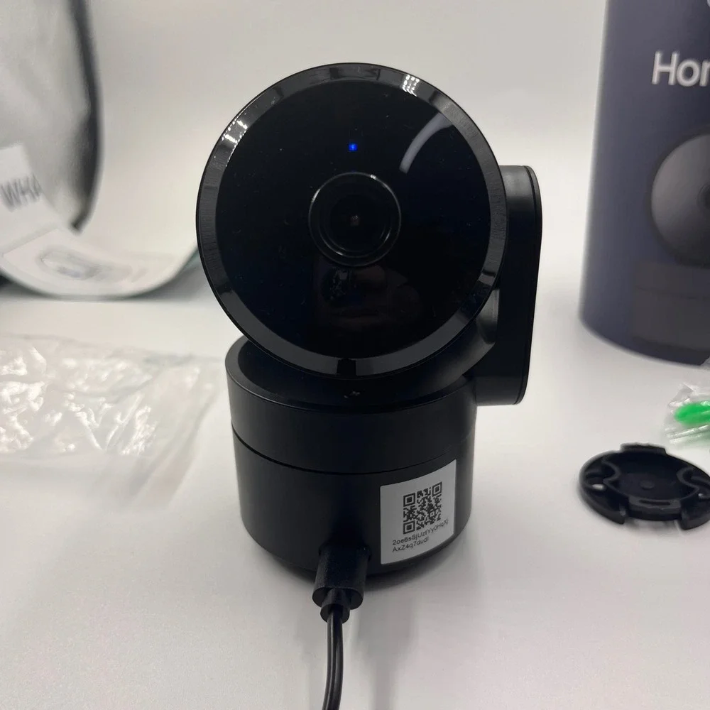 Luna AI Home Eye Indoor Security Camera Full HD Video Wide Angle Two Way Audio‎